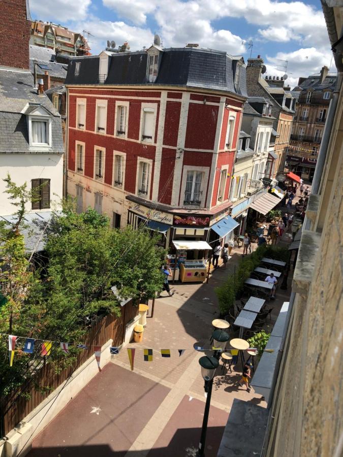 2 pièces- rue piétonne Trouville -Le petit juliana Exterior foto